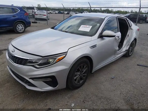 5XXGT4L38LG413550 2020 KIA OPTIMA - Image 2