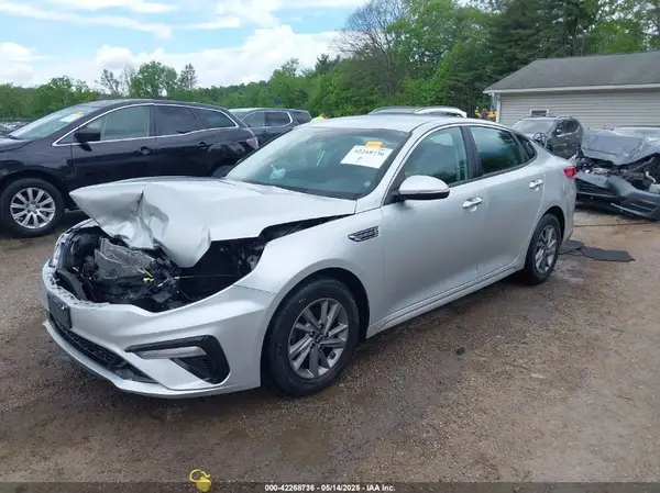 5XXGT4L38LG414679 2020 KIA OPTIMA - Image 2