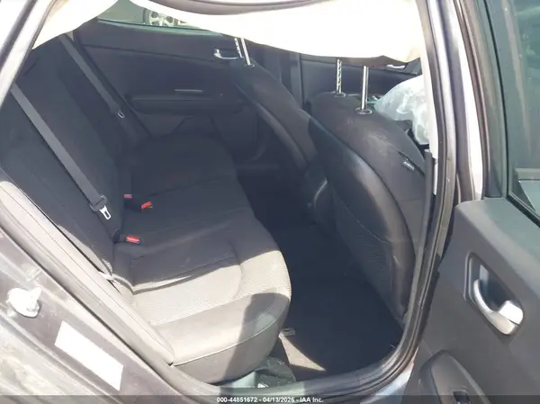 5XXGT4L38LG415797 2020 KIA OPTIMA - Image 8