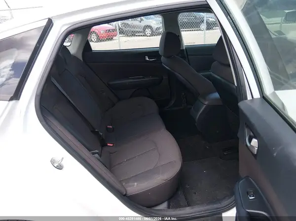 5XXGT4L38LG417792 2020 KIA OPTIMA - Image 8