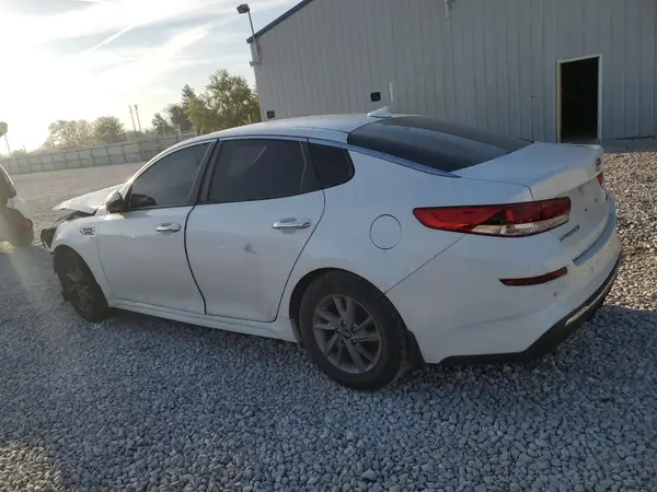 5XXGT4L38LG422426 2020 KIA OPTIMA - Image 2