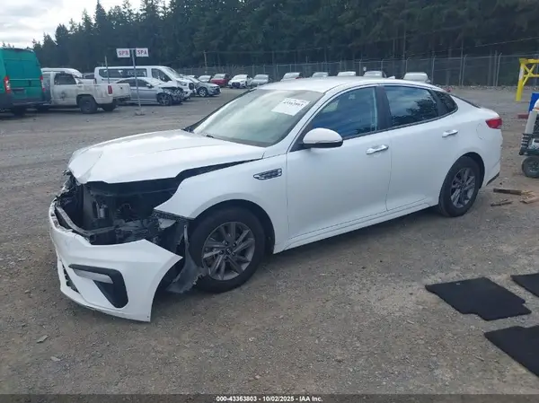 5XXGT4L38LG423091 2020 KIA OPTIMA - Image 2