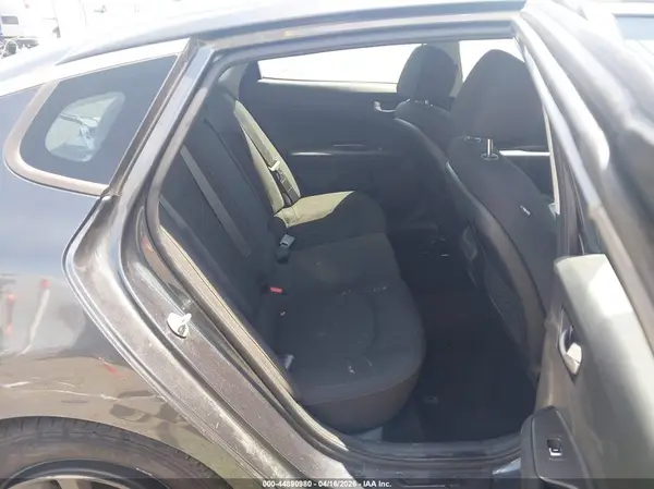 5XXGT4L38LG425486 2020 KIA OPTIMA - Image 8