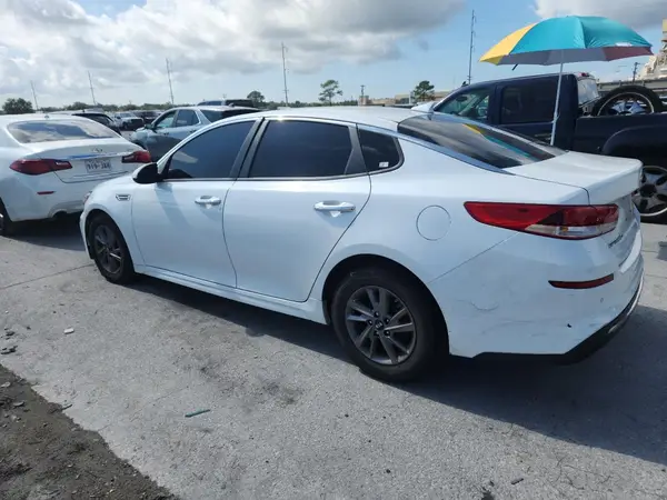 5XXGT4L38LG428730 2020 KIA OPTIMA - Image 2