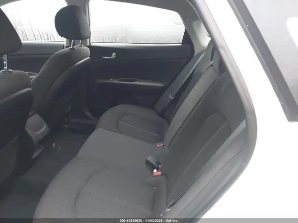 5XXGT4L38LG428890 2020 KIA OPTIMA - Image 8