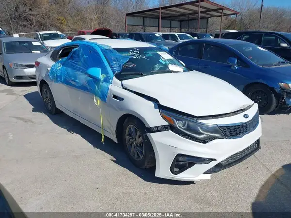 5XXGT4L38LG429263 2020 KIA OPTIMA - Image 1