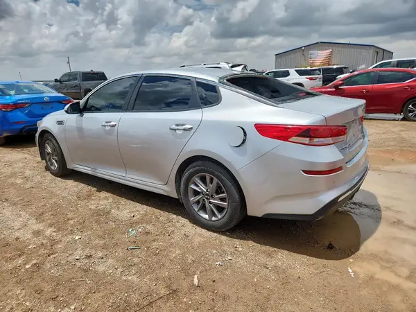 5XXGT4L38LG429330 2020 KIA OPTIMA - Image 2