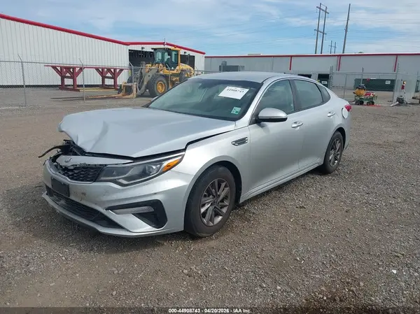 5XXGT4L38LG429697 2020 KIA OPTIMA - Image 2