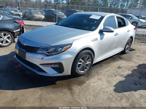5XXGT4L38LG430039 2020 KIA OPTIMA - Image 2