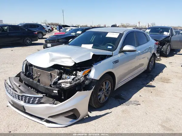 5XXGT4L38LG430204 2020 KIA OPTIMA - Image 2
