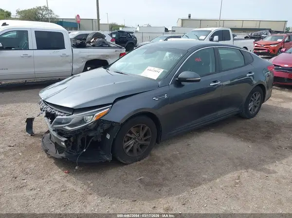5XXGT4L38LG430641 2020 KIA OPTIMA - Image 2