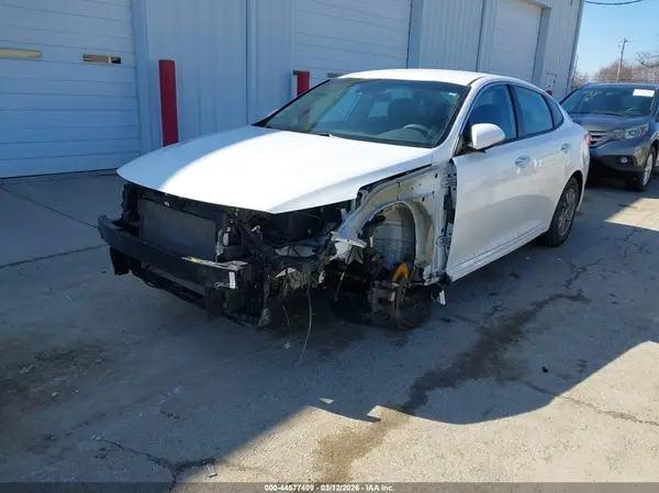 5XXGT4L38LG431336 2020 KIA OPTIMA - Image 2