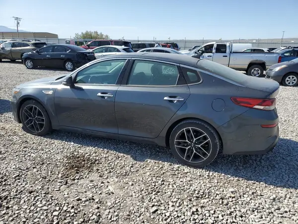 5XXGT4L38LG434575 2020 KIA OPTIMA - Image 2