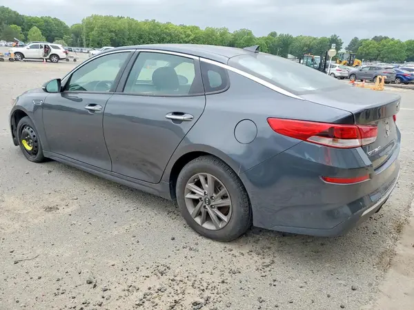5XXGT4L38LG435631 2020 KIA OPTIMA - Image 2
