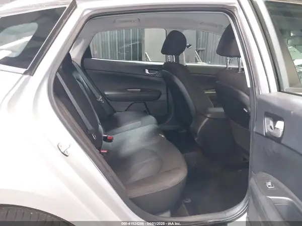 5XXGT4L38LG440702 2020 KIA OPTIMA - Image 8
