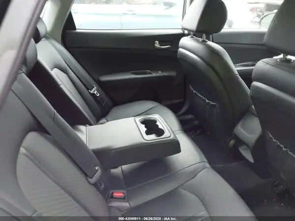 5XXGT4L38LG441946 2020 KIA OPTIMA - Image 8