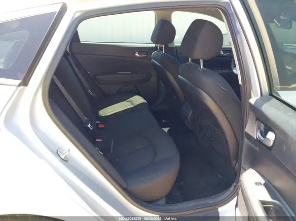 5XXGT4L38LG444717 2020 KIA OPTIMA - Image 8