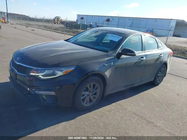 5XXGT4L38LG445429 2020 KIA OPTIMA - Image 2