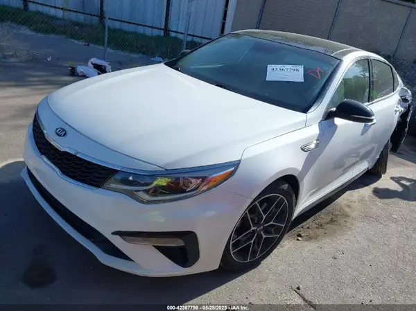 5XXGT4L38LG447469 2020 KIA OPTIMA - Image 2