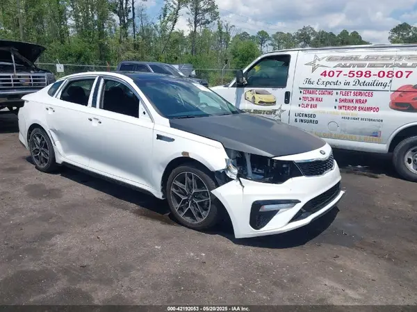 5XXGT4L38LG447472 2020 KIA OPTIMA - Image 1