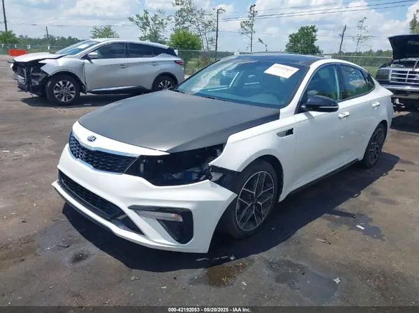 5XXGT4L38LG447472 2020 KIA OPTIMA - Image 2