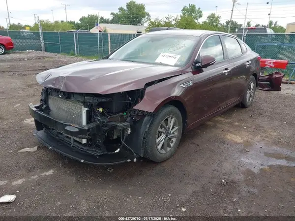 5XXGT4L38LG449240 2020 KIA OPTIMA - Image 2