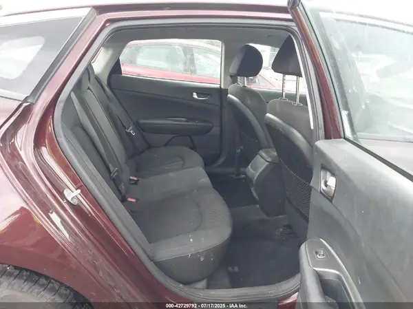 5XXGT4L38LG449240 2020 KIA OPTIMA - Image 8