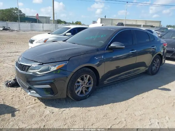 5XXGT4L38LG452316 2020 KIA OPTIMA - Image 2