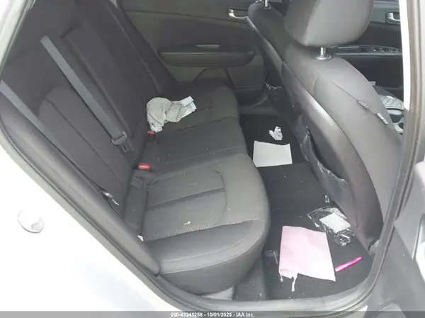 5XXGT4L39GG006486 2016 KIA OPTIMA - Image 8