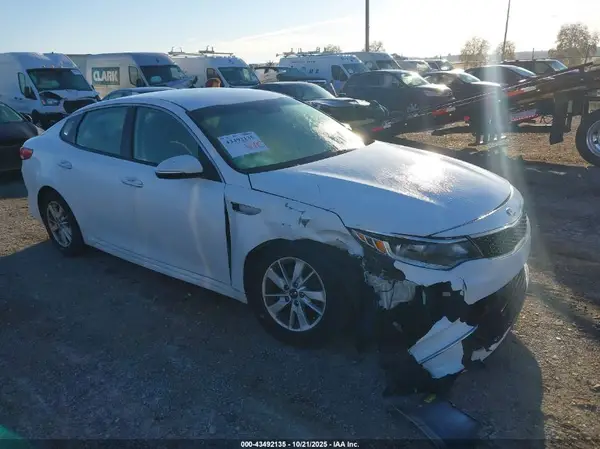 5XXGT4L39GG014992 2016 KIA OPTIMA - Image 1