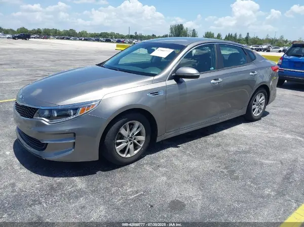 5XXGT4L39GG015222 2016 KIA OPTIMA - Image 2