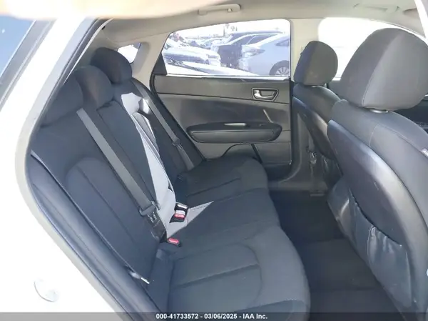 5XXGT4L39GG019769 2016 KIA OPTIMA - Image 8