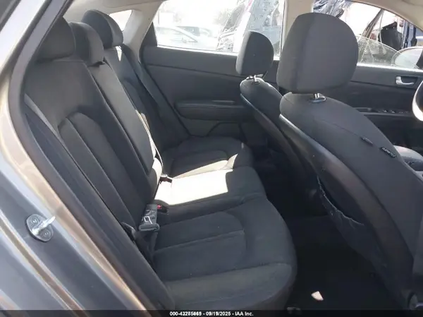 5XXGT4L39GG019870 2016 KIA OPTIMA - Image 8