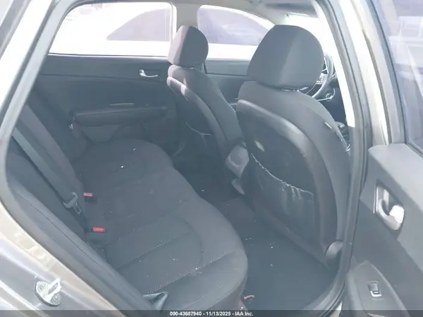 5XXGT4L39GG024521 2016 KIA OPTIMA - Image 8