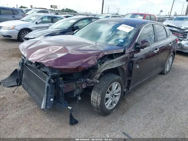 5XXGT4L39GG038788 2016 KIA OPTIMA - Image 2