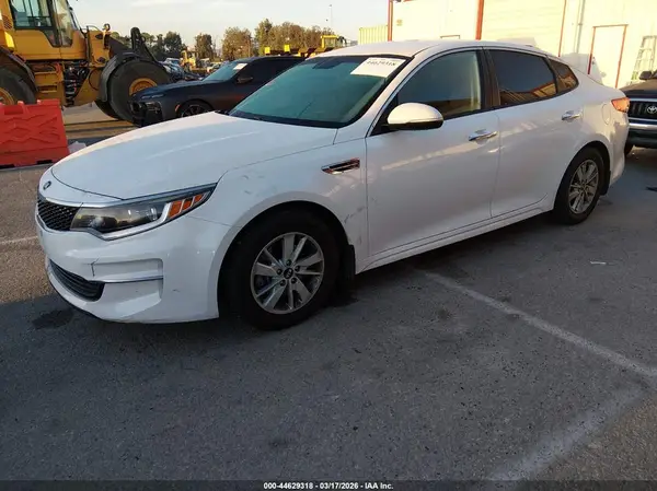 5XXGT4L39GG048253 2016 KIA OPTIMA - Image 2