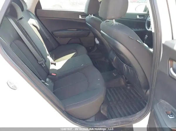 5XXGT4L39GG048530 2016 KIA OPTIMA - Image 8