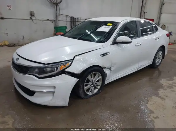 5XXGT4L39GG048740 2016 KIA OPTIMA - Image 2