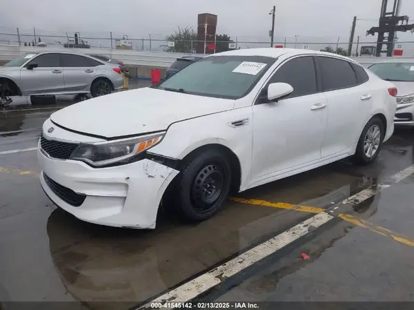 5XXGT4L39GG049855 2016 KIA OPTIMA - Image 2