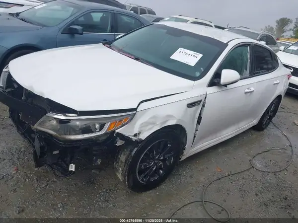 5XXGT4L39GG051296 2016 KIA OPTIMA - Image 2