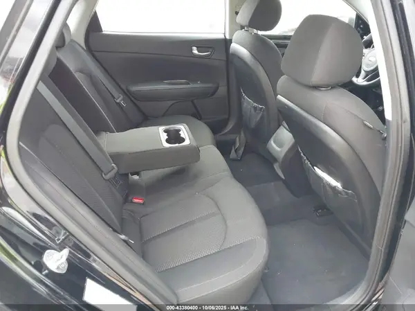 5XXGT4L39GG061407 2016 KIA OPTIMA - Image 8