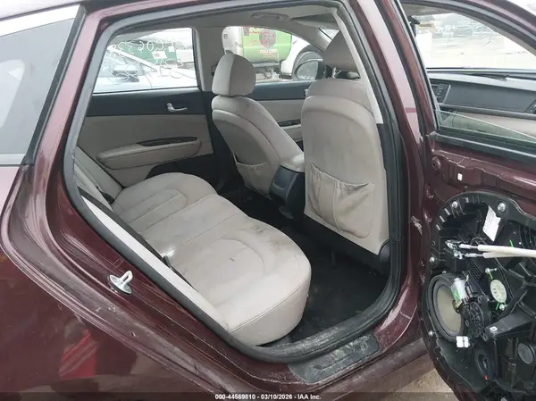 5XXGT4L39GG063383 2016 KIA OPTIMA - Image 8