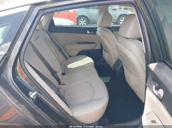5XXGT4L39GG073993 2016 KIA OPTIMA - Image 8