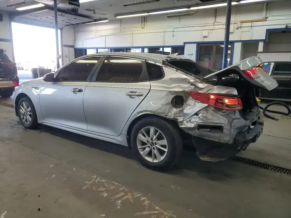 5XXGT4L39GG076750 2016 KIA OPTIMA - Image 2