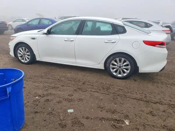 5XXGT4L39GG087649 2016 KIA OPTIMA - Image 2