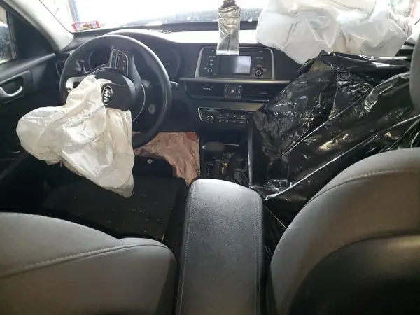 5XXGT4L39GG091667 2016 KIA OPTIMA - Image 8