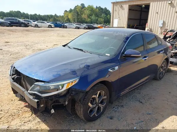 5XXGT4L39GG091779 2016 KIA OPTIMA - Image 2