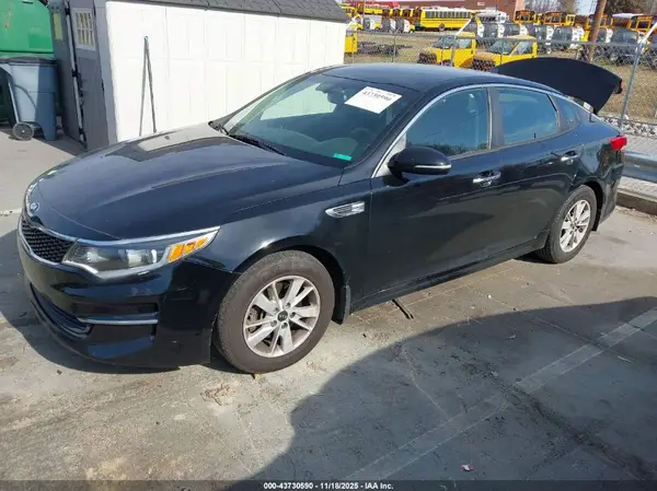 5XXGT4L39GG100447 2016 KIA OPTIMA - Image 2