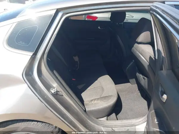 5XXGT4L39GG116566 2016 KIA OPTIMA - Image 8