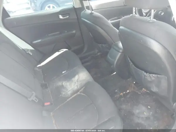 5XXGT4L39HG122353 2017 KIA OPTIMA - Image 8